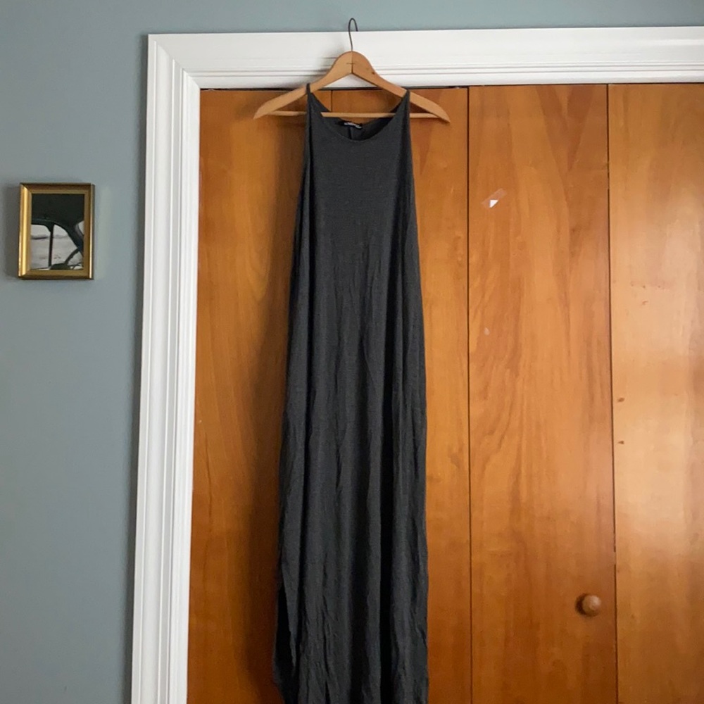 The perfect maxi with leg slits